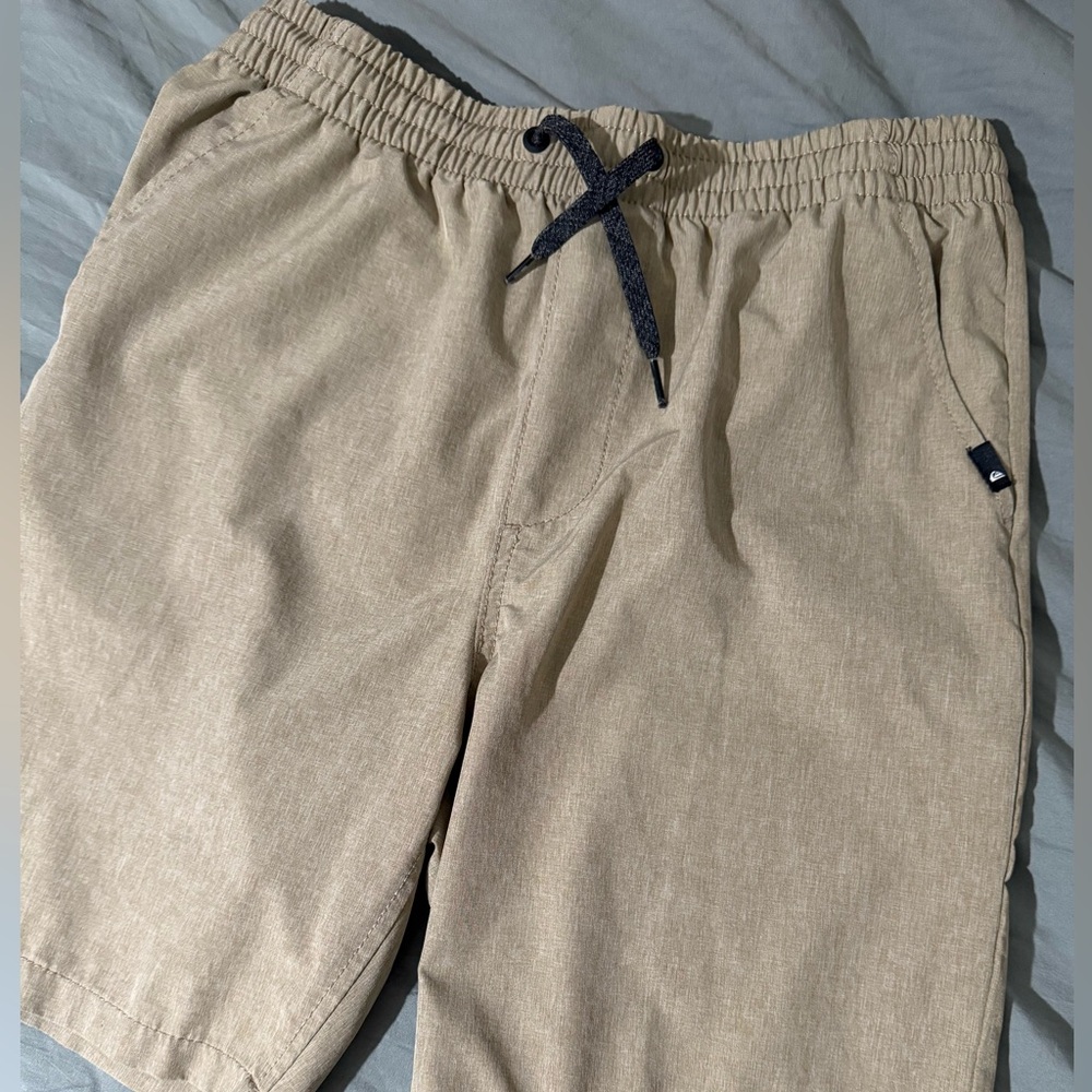 Quiksilver Beige Casual Wear